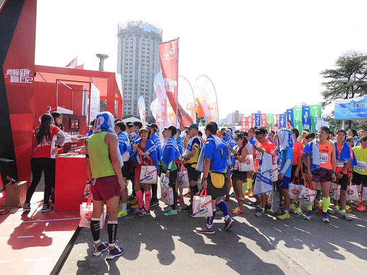 切字体感游戏，体感游戏，体感游戏开发，大屏互动游戏，互动游戏