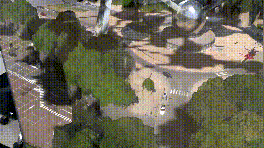 围绕沙盘进行360度浏览