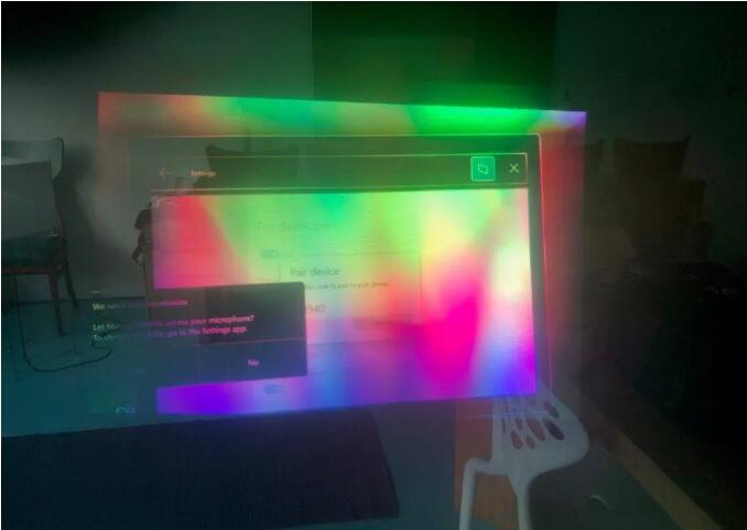 HoloLens 2显示彩虹现象